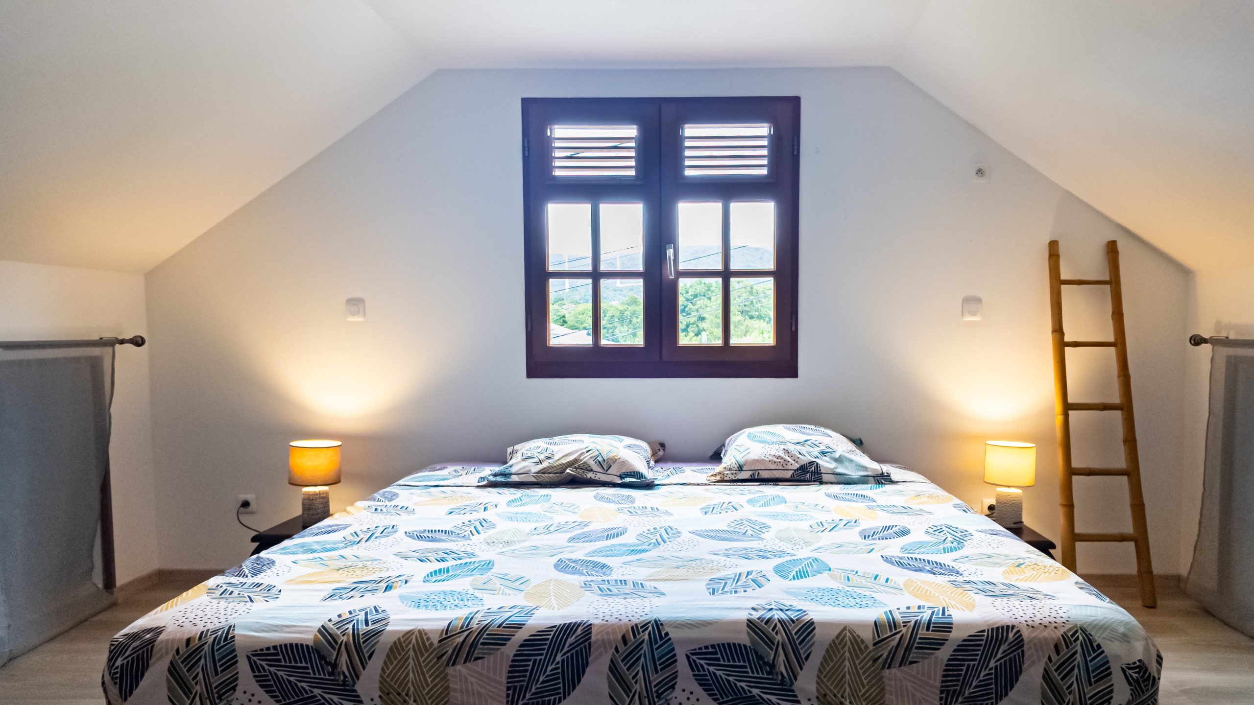 Chambre 1 — Super King Size (200×200), Kaz Alizé Sainte Rose Guadeloupe